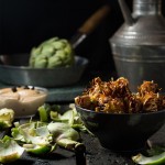 Alcachofas fritas con salsa de ajo negro